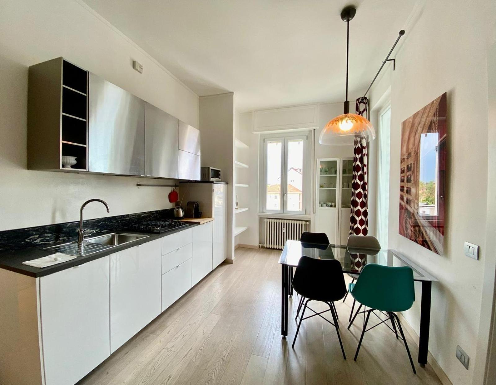 Piazzale Susa Bright Flat Con Veranda Милан Экстерьер фото